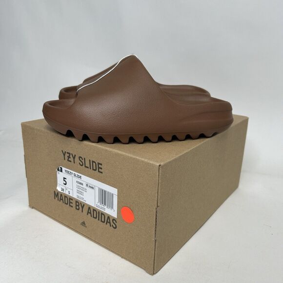 Adidas Yeezy Slide “Flax” 2024 - Picture 3 of 5